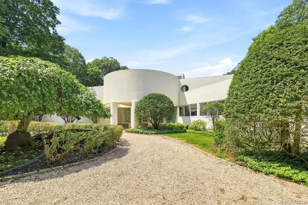 20 Bessel LN, Chappaqua, NY 10514