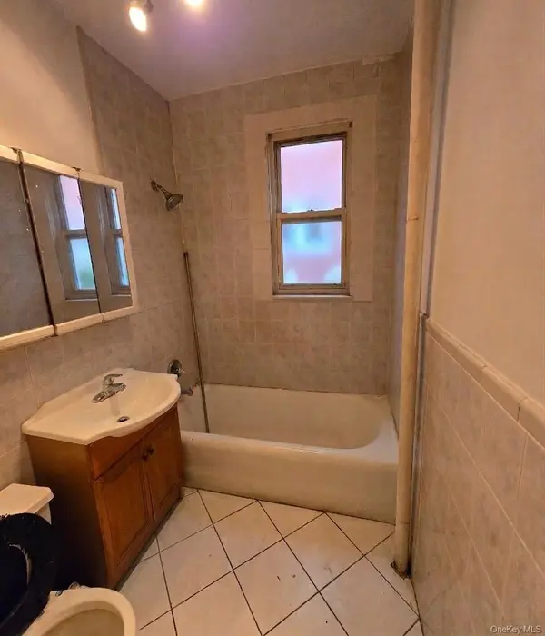 4115 Manhattan AVE, Brooklyn, NY 11224