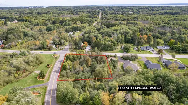 3841 Stebner Rd, Hermantown, MN 55811