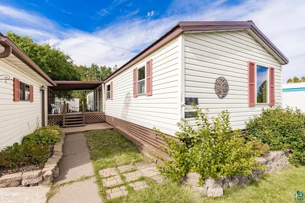 25 Arbutus Dr, Duluth, MN 55810