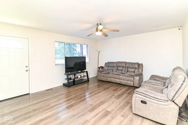 10056 E 126 ST E, Fishers, IN 46038