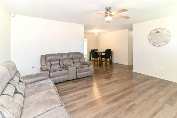 10056 E 126 ST E, Fishers, IN 46038