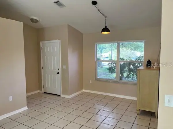 8745 NW 35TH LN, Gainesville, FL 32606