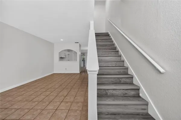 4214 PLANTATION COVE DR, Orlando, FL 32810
