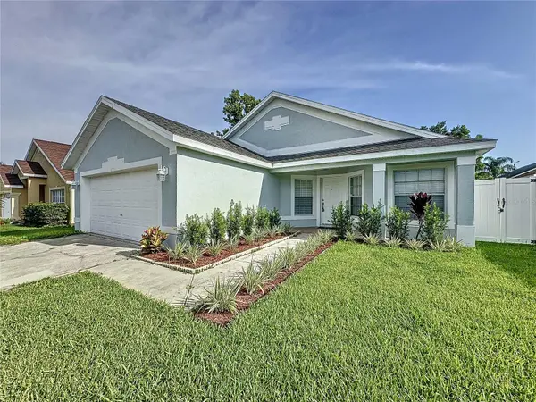 236 QUEEN MARY DR, Davenport, FL 33837