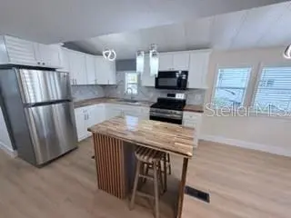 1370 SHIPWRECK LN, St Cloud, FL 34771