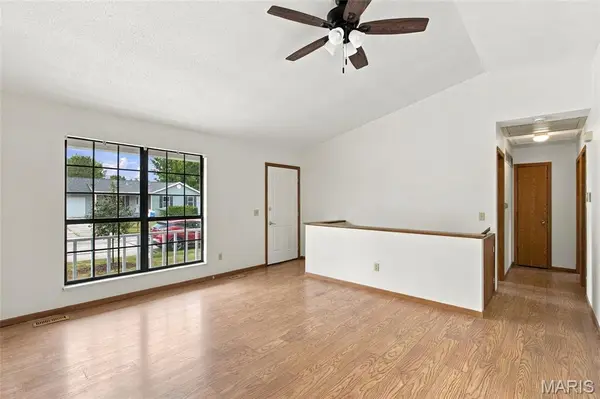 1353 Great Warrior DR, O'fallon, MO 63366