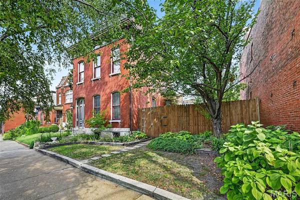 1939 Arsenal ST, St Louis, MO 63118