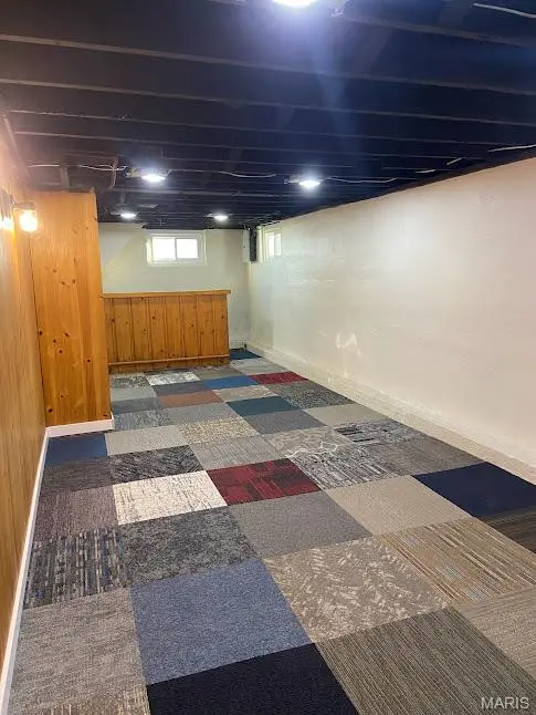 5818 W Park AVE, St Louis, MO 63110