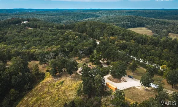 54584 Highway 21, Ellington, MO 63638