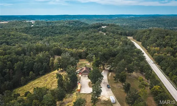 54584 Highway 21, Ellington, MO 63638
