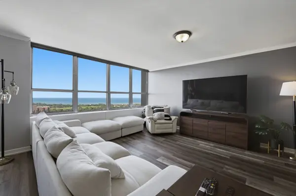 655 W Irving Park RD #3404, Chicago, IL 60613