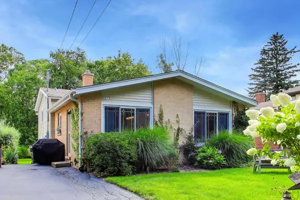 475 Burton AVE, Highland Park, IL 60035
