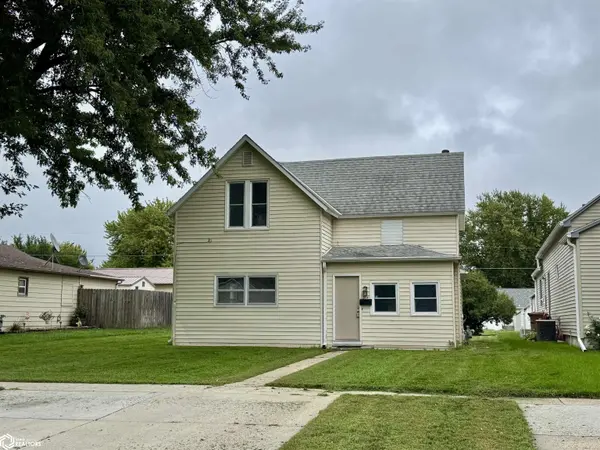 314 N Crawford ST, Carroll, IA 51401