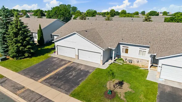 1523 Balinese ST, Shakopee, MN 55379