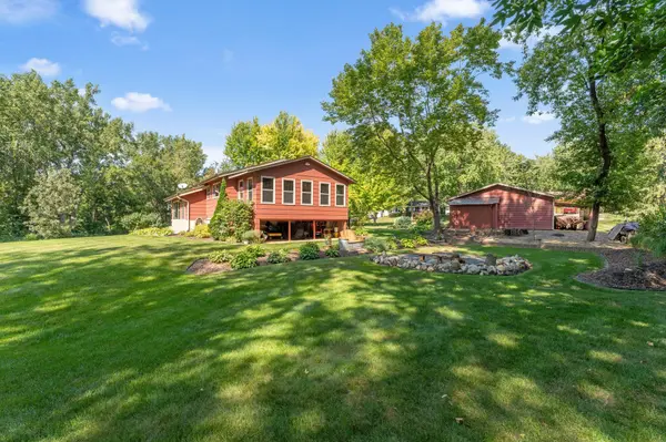 5393 Flagstaff CIR SE, Prior Lake, MN 55372