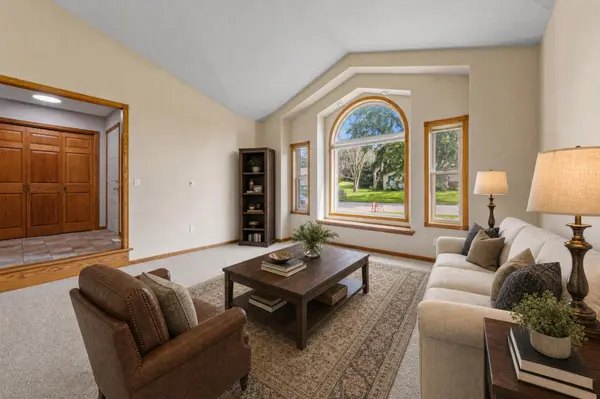 1160 Greenleaf RD, Owatonna, MN 55060