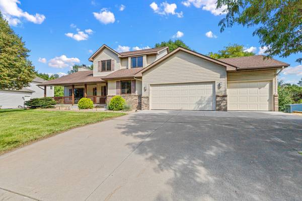 13160 Aspen DR, Rogers, MN 55374