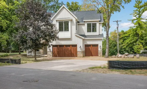 3271 Casco CIR, Orono, MN 55391