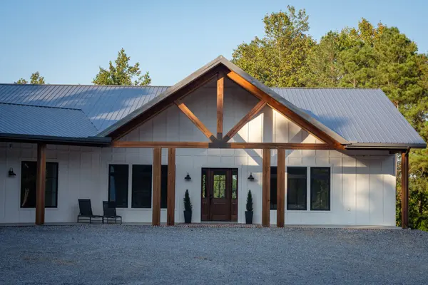202 Ravenridge Rd, Summertown, TN 38483