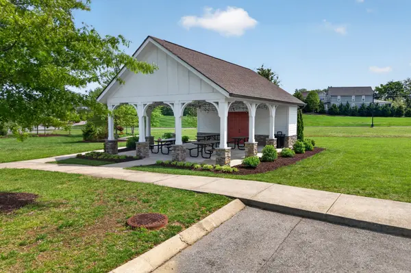 4112 Flowing Creek Dr, Franklin, TN 37064