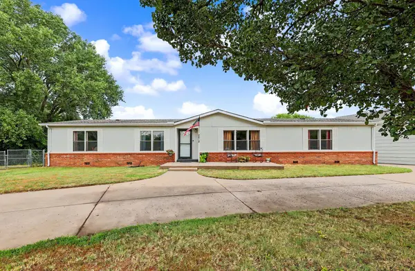 2618 W Angel,  Wichita,  KS 67217