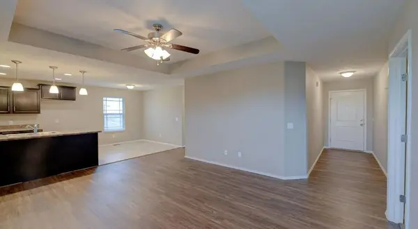 1702 N Hoover DR, Ozark, MO 65721