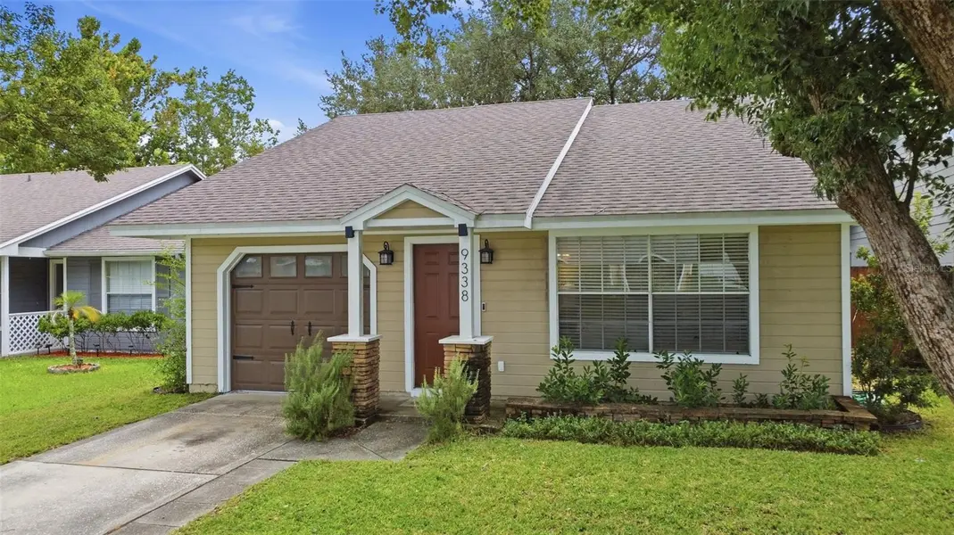 9338 CHANDON DR, Orlando, FL 32825
