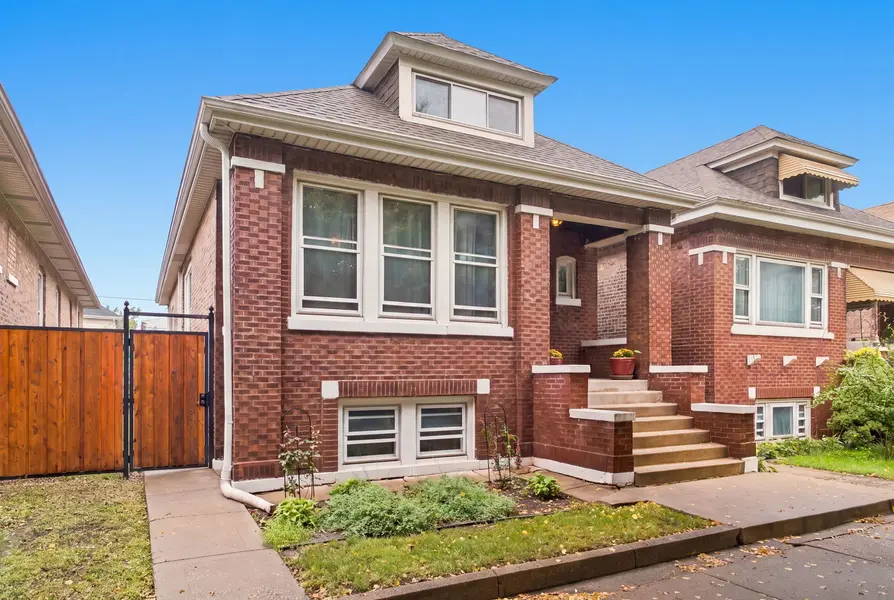 4934 S Kedvale AVE, Chicago, IL 60632