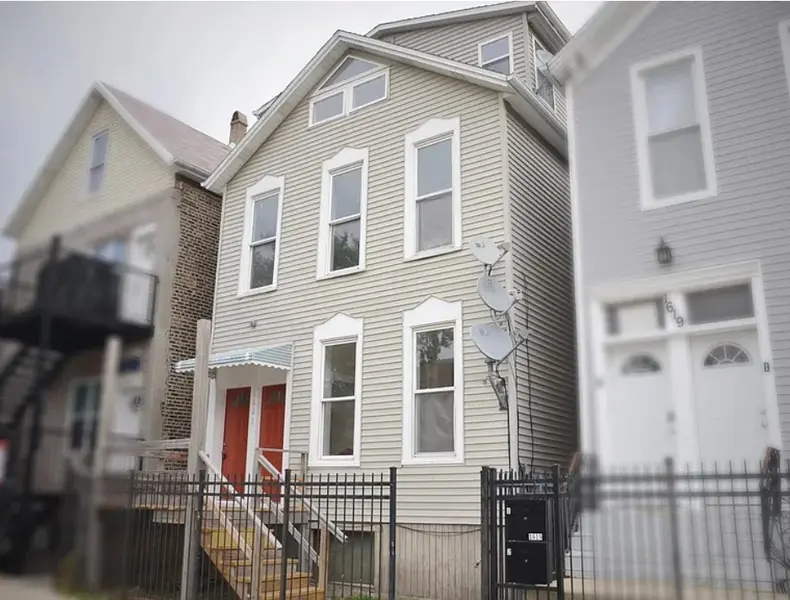 1621 N Talman AVE, Chicago, IL 60647