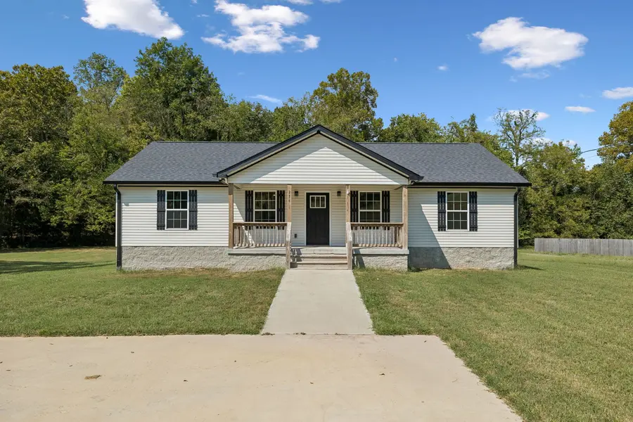 274 Plunkett Creek Rd, Gordonsville, TN 38563