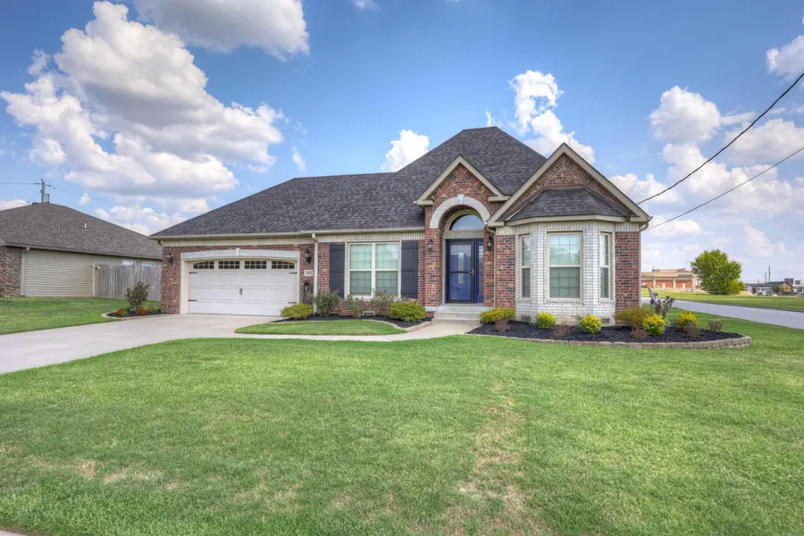 1821 Texas AVE, Joplin, MO 64804