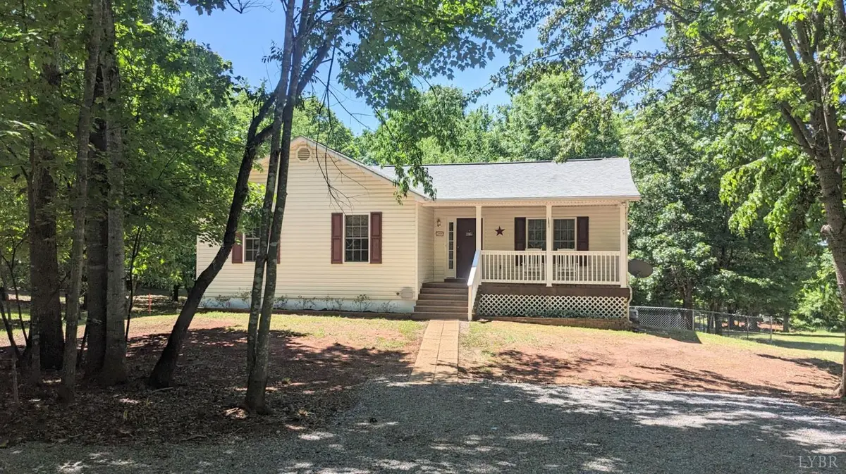 3959 Diamond Hill RD, Moneta, VA 24121
