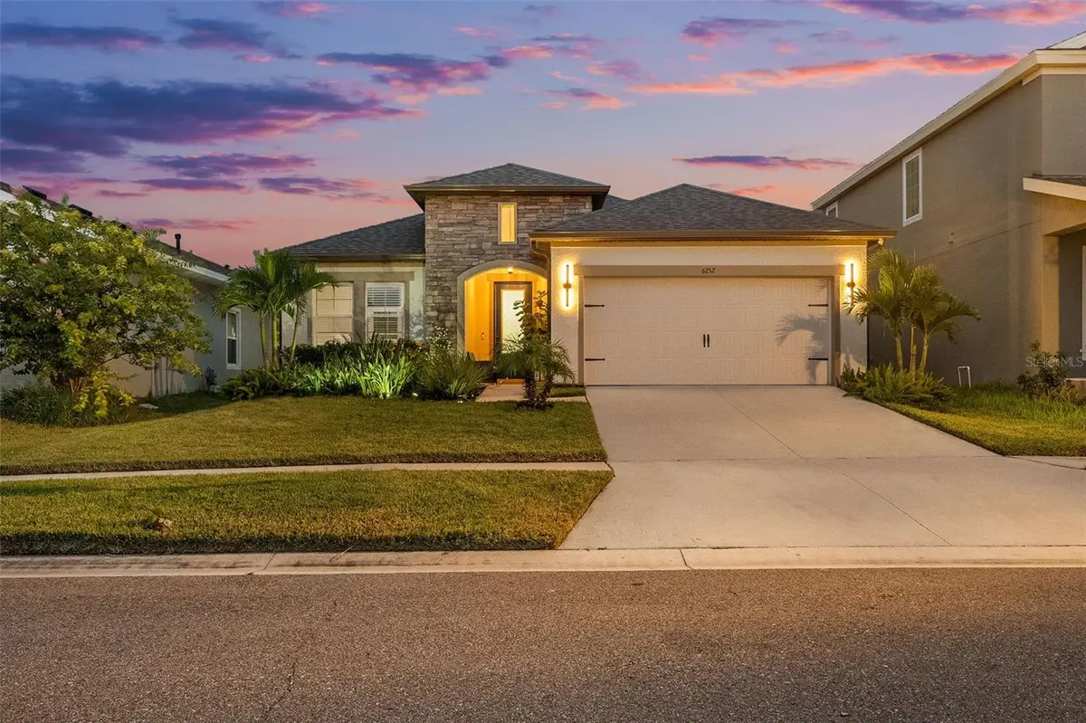 6252 HIDDEN BRANCH DR, Apollo Beach, FL 33572