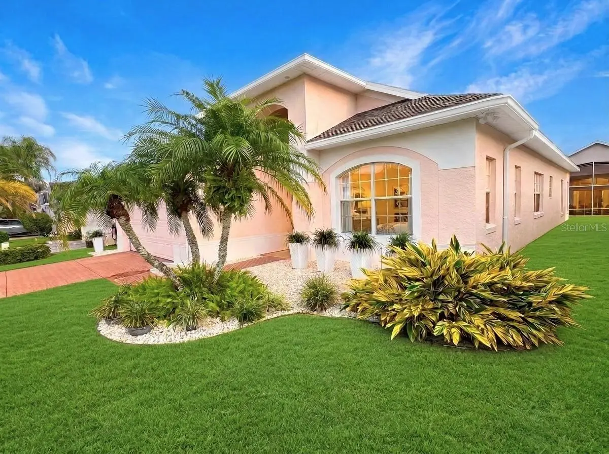 201 PRATHER DR, Davenport, FL 33837