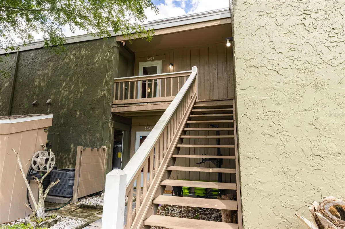 6094 PEREGRINE AVE #16C, Orlando, FL 32819