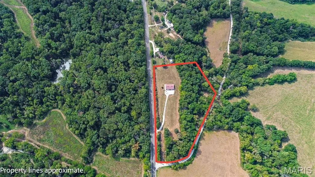16901 Otterville RD, Grafton, IL 62037