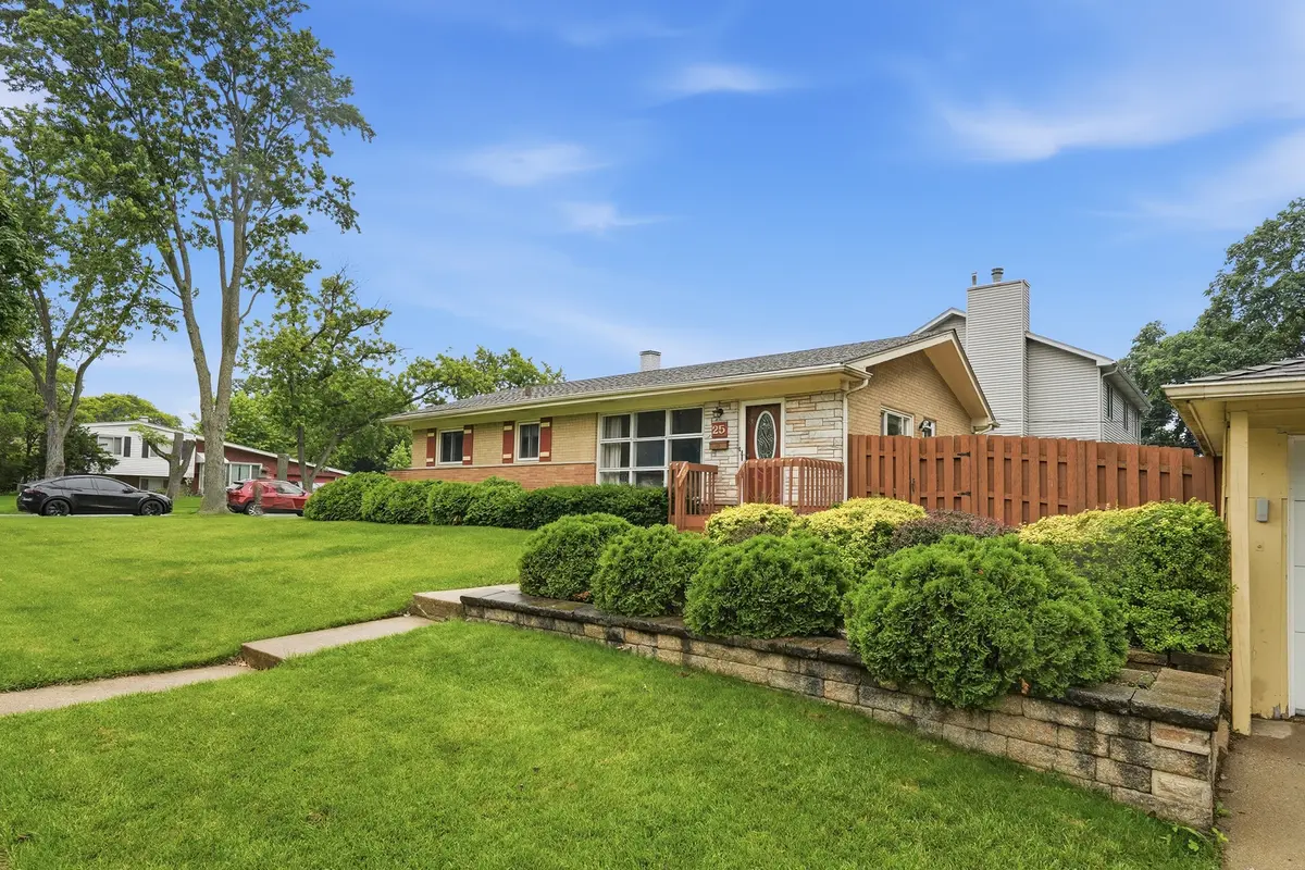 25 E Wilson AVE, Lombard, IL 60148