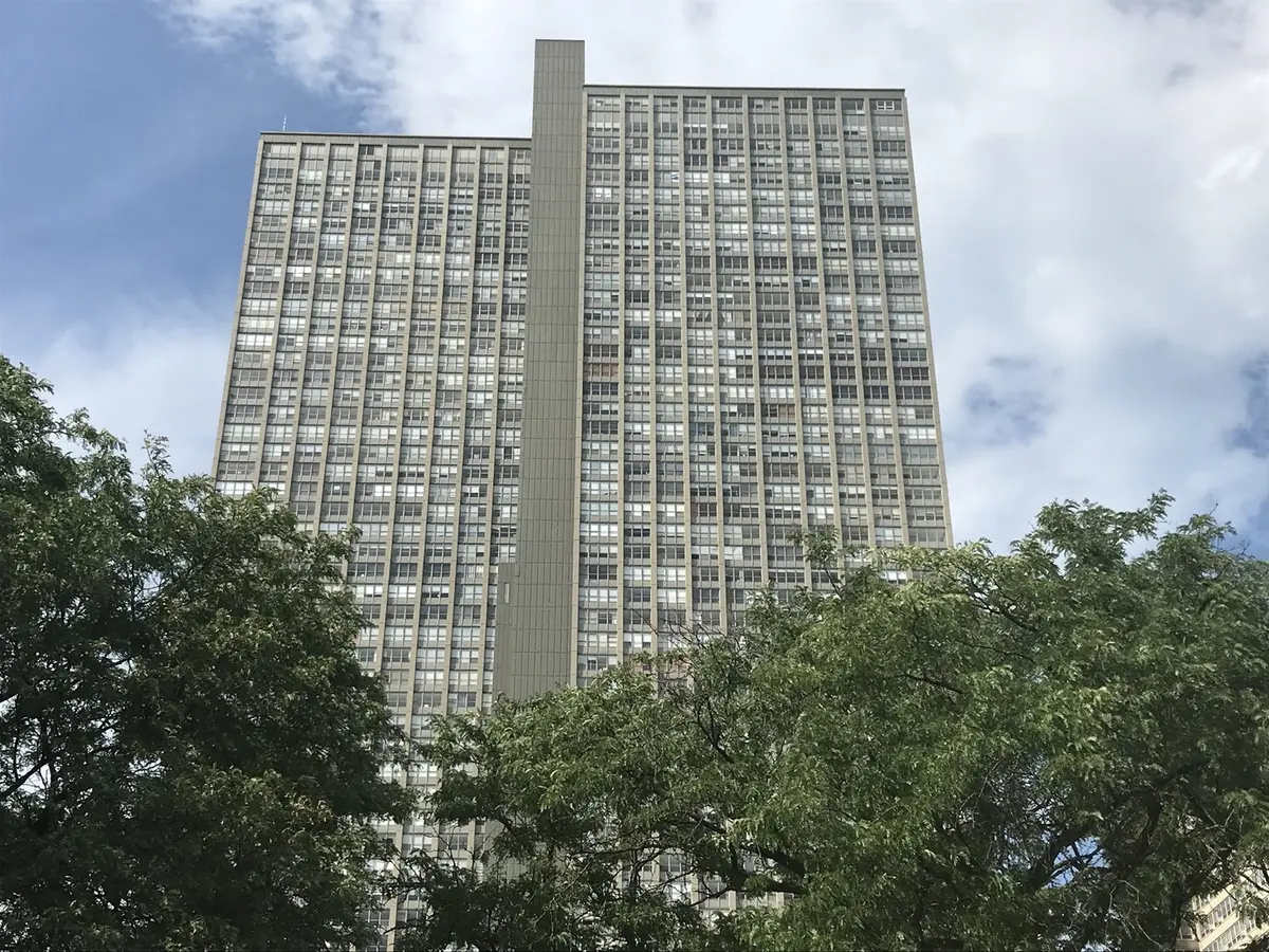 655 W Irving Park RD #1609, Chicago, IL 60613