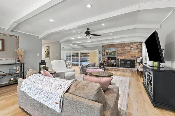609 Ambassador Street, Denison, TX 75020