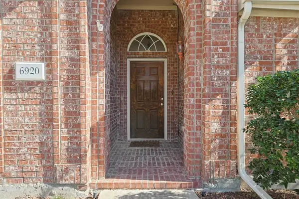 6920 Emerald Coast Drive, Plano, TX 75074
