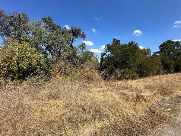 2117 Kingsdale Drive, Fort Worth, TX 76119