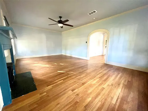 2003 Elizabeth Drive, Brownwood, TX 76801