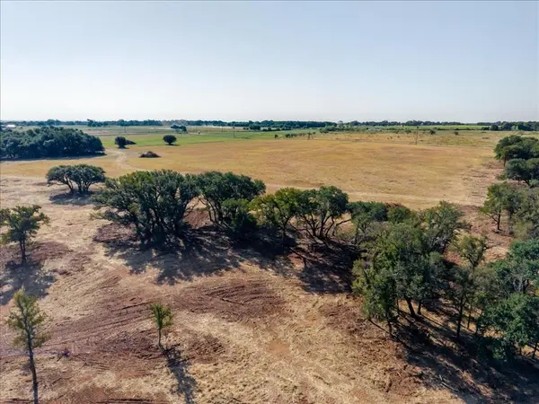 2768 Live Oak Road, Santo, TX 76472