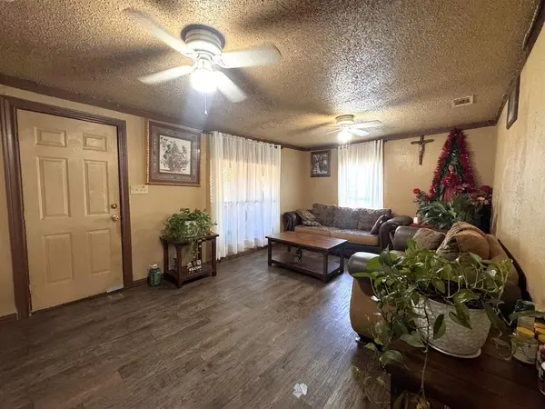 7205 N Hwy 271, Mount Pleasant, TX 75455