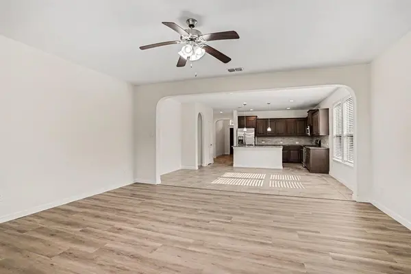 729 Rebecca Lane, Saginaw, TX 76131