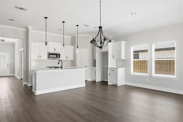 215 Trevor Lane, Greenville, TX 75402
