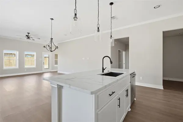 215 Trevor Lane, Greenville, TX 75402