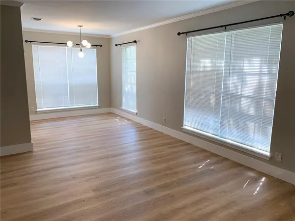 9016 Collinfield DR, Austin, TX 78758