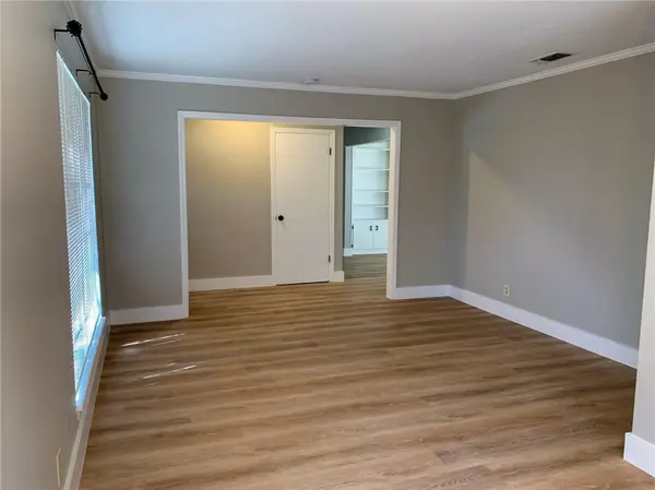 9016 Collinfield DR, Austin, TX 78758